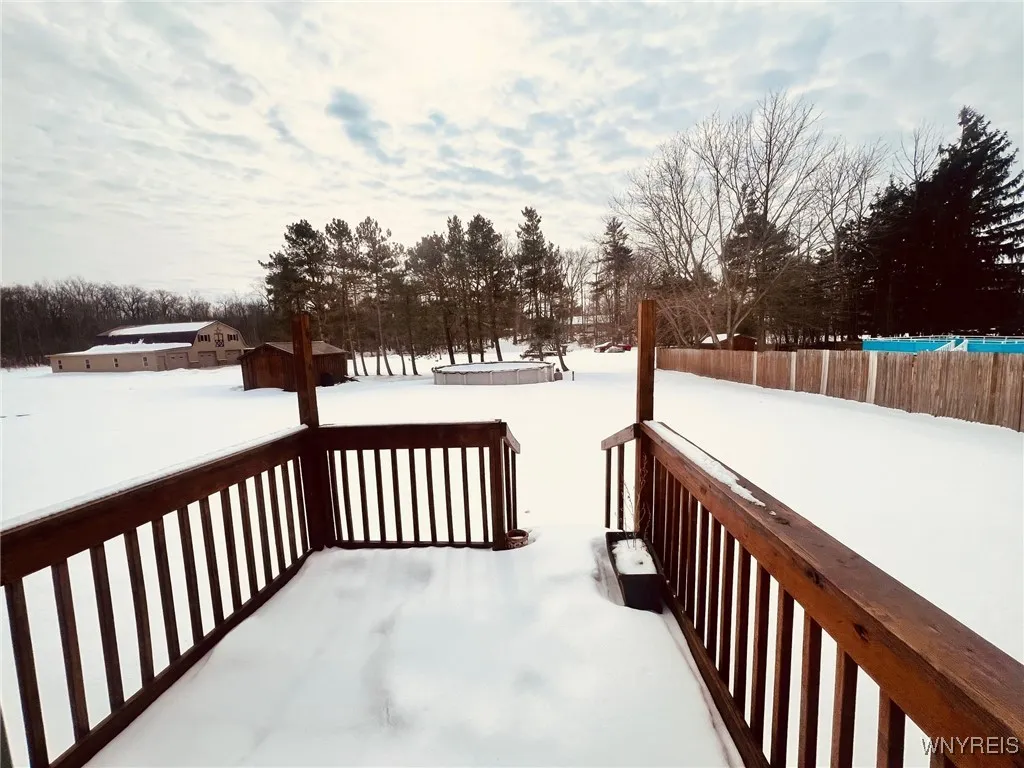 1545 Evergreen Drive, Hamburg, New York 14085, Hamburg, New York 14085, 3 Bedrooms Bedrooms, 6 Rooms Rooms,1 BathroomBathrooms,Residential,Closed,1545 Evergreen Drive, Hamburg, New York 14085,0,B1588661