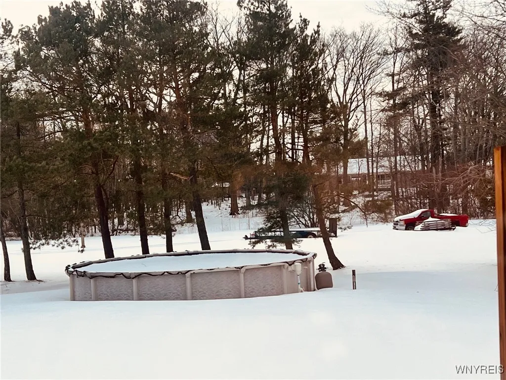 1545 Evergreen Drive, Hamburg, New York 14085, Hamburg, New York 14085, 3 Bedrooms Bedrooms, 6 Rooms Rooms,1 BathroomBathrooms,Residential,Closed,1545 Evergreen Drive, Hamburg, New York 14085,0,B1588661