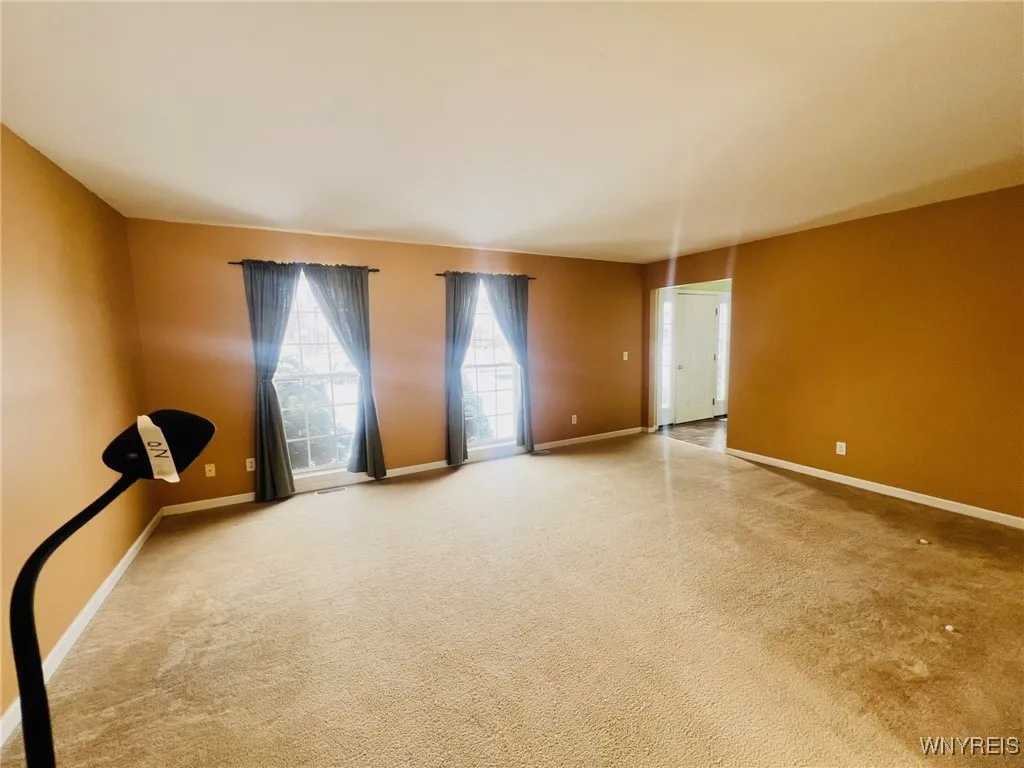 1545 Evergreen Drive, Hamburg, New York 14085, Hamburg, New York 14085, 3 Bedrooms Bedrooms, 6 Rooms Rooms,1 BathroomBathrooms,Residential,Closed,1545 Evergreen Drive, Hamburg, New York 14085,0,B1588661