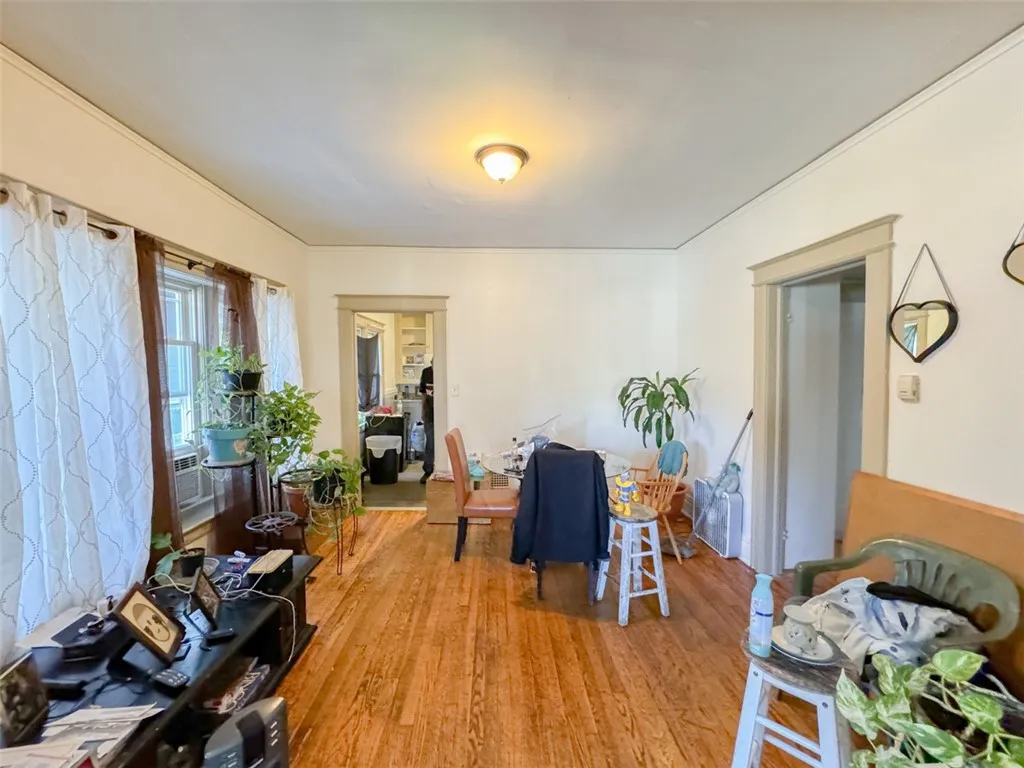 Upstairs Unit