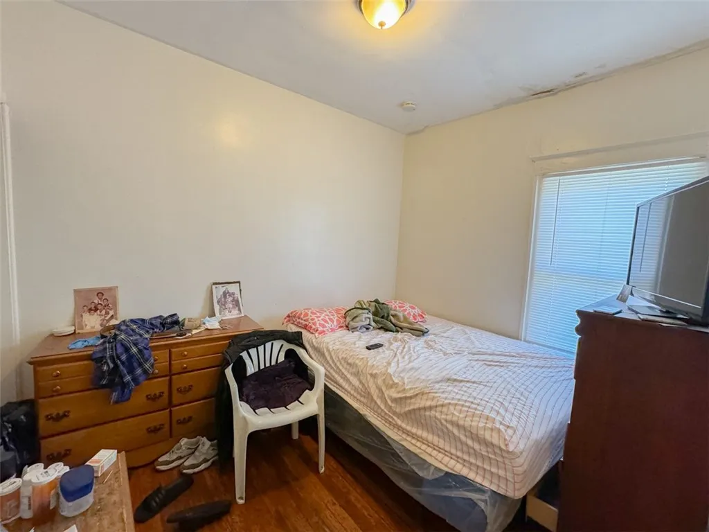 Upstairs Unit