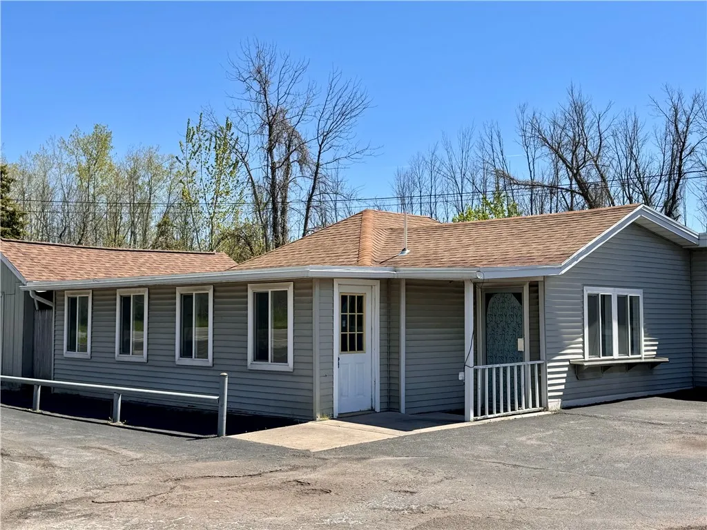444 North Avenue, Parma, New York 14468, Parma, New York 14468, 4 Bedrooms Bedrooms, 8 Rooms Rooms,2 BathroomsBathrooms,Residential,For Sale,444 North Avenue, Parma, New York 14468,0,R1588272