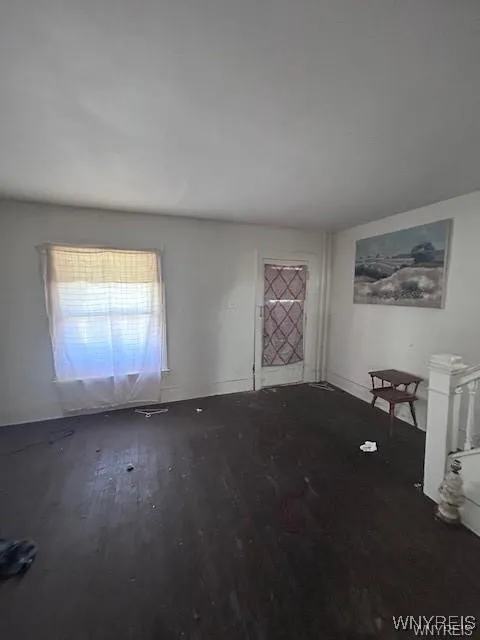 1316 24th Street, Niagara Falls, New York 14301, Niagara Falls, New York 14301, 3 Bedrooms Bedrooms, 6 Rooms Rooms,1 BathroomBathrooms,Residential,Closed,1316 24th Street, Niagara Falls, New York 14301,B1588612