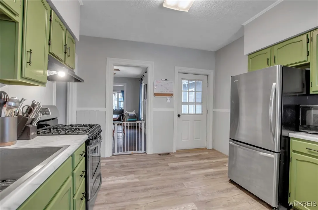 288 Bryant Street, North Tonawanda, New York 14120, North Tonawanda, New York 14120, 3 Bedrooms Bedrooms, 7 Rooms Rooms,2 BathroomsBathrooms,Residential,Closed,288 Bryant Street, North Tonawanda, New York 14120,0,B1588678