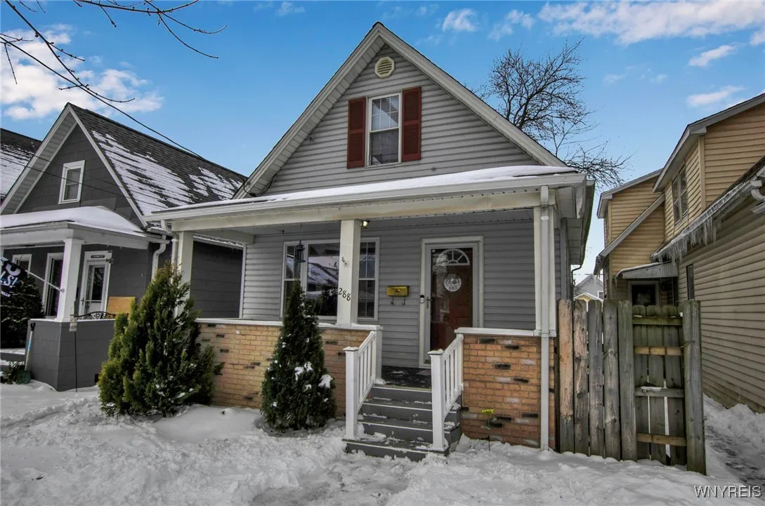 288 Bryant Street, North Tonawanda, New York 14120, North Tonawanda, New York 14120, 3 Bedrooms Bedrooms, 7 Rooms Rooms,2 BathroomsBathrooms,Residential,Closed,288 Bryant Street, North Tonawanda, New York 14120,0,B1588678