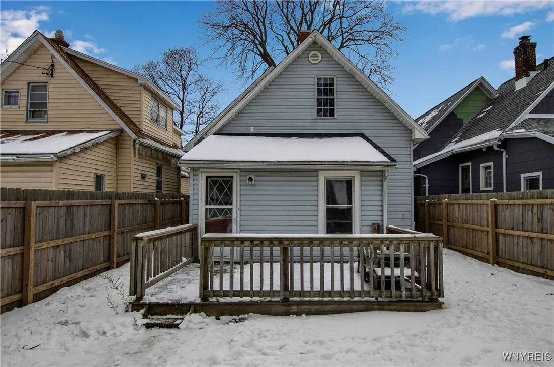 288 Bryant Street, North Tonawanda, New York 14120, North Tonawanda, New York 14120, 3 Bedrooms Bedrooms, 7 Rooms Rooms,2 BathroomsBathrooms,Residential,Closed,288 Bryant Street, North Tonawanda, New York 14120,0,B1588678