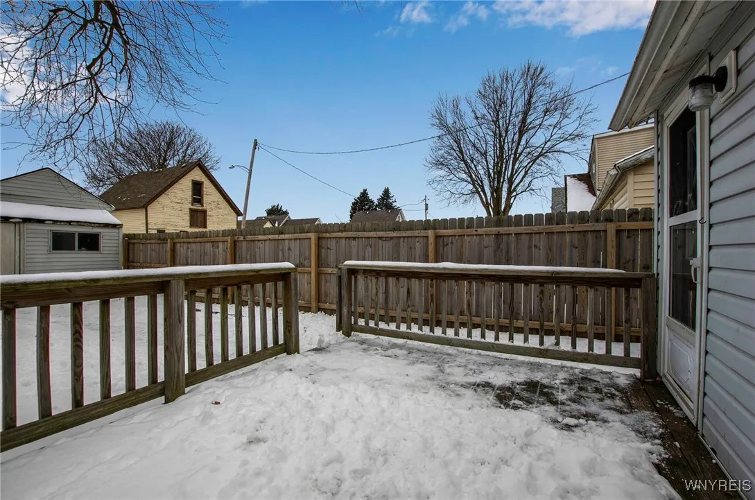 288 Bryant Street, North Tonawanda, New York 14120, North Tonawanda, New York 14120, 3 Bedrooms Bedrooms, 7 Rooms Rooms,2 BathroomsBathrooms,Residential,Closed,288 Bryant Street, North Tonawanda, New York 14120,0,B1588678