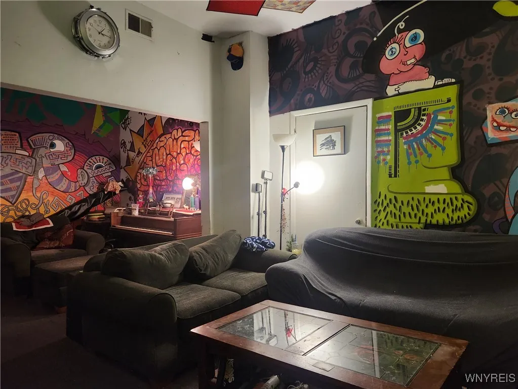 1841 Clinton Street, Buffalo, New York 14206, Buffalo, New York 14206, 8 Rooms Rooms,Commercial Sale,Closed,1841 Clinton Street, Buffalo, New York 14206,0,B1588772