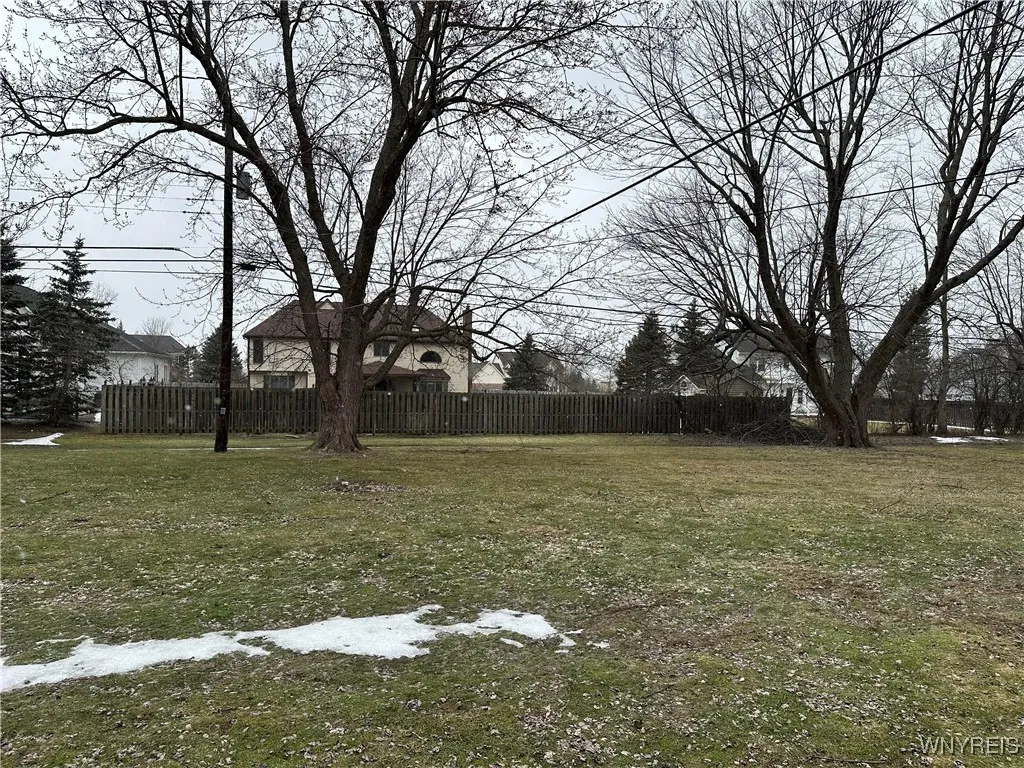 4986 Ledge Lane, Clarence, New York 14221, Clarence, New York 14221, 3 Bedrooms Bedrooms, 7 Rooms Rooms,1 BathroomBathrooms,Residential,Closed,4986 Ledge Lane, Clarence, New York 14221,0,B1588575