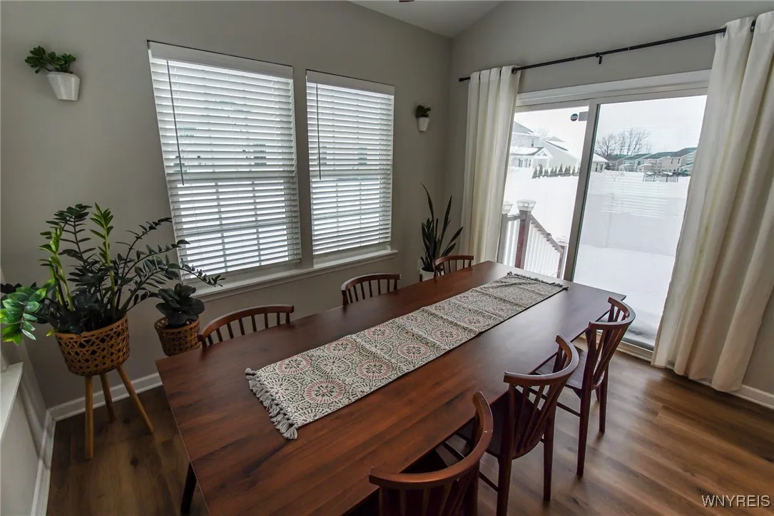 24 Scooter Lane, Hamburg, New York 14075, Hamburg, New York 14075, 3 Bedrooms Bedrooms, 8 Rooms Rooms,2 BathroomsBathrooms,Residential,Closed,24 Scooter Lane, Hamburg, New York 14075,0,B1587933