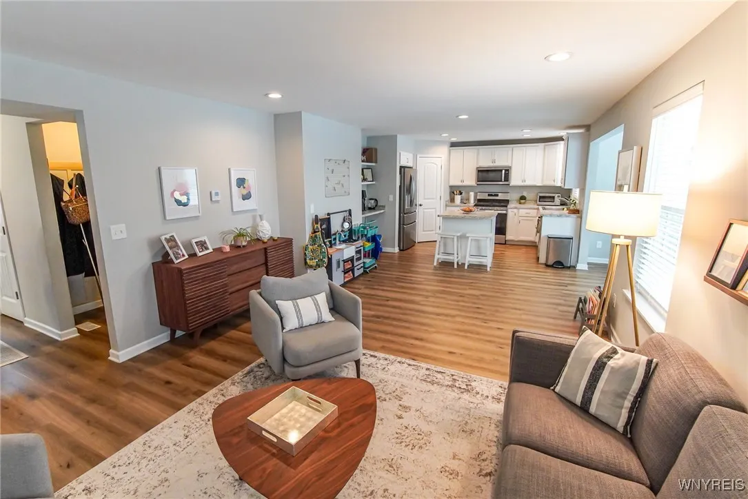 24 Scooter Lane, Hamburg, New York 14075, Hamburg, New York 14075, 3 Bedrooms Bedrooms, 8 Rooms Rooms,2 BathroomsBathrooms,Residential,Closed,24 Scooter Lane, Hamburg, New York 14075,0,B1587933