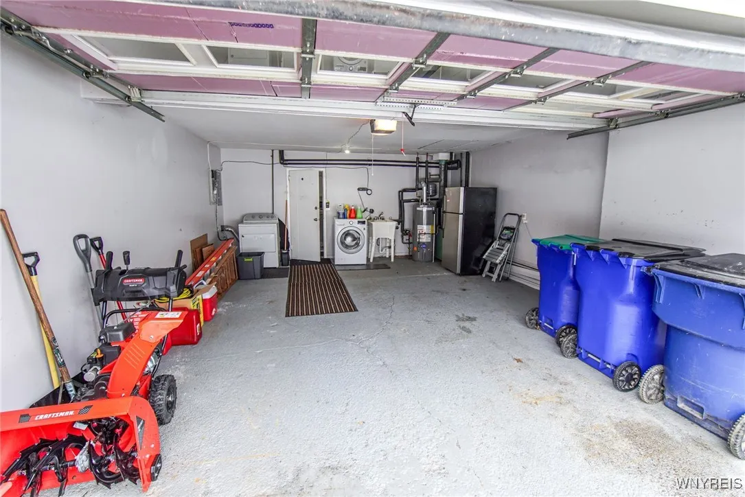 50 Campus Drive West, Amherst, New York 14226, Amherst, New York 14226, 3 Bedrooms Bedrooms, 6 Rooms Rooms,1 BathroomBathrooms,Residential,Closed,50 Campus Drive West, Amherst, New York 14226,0,B1588713