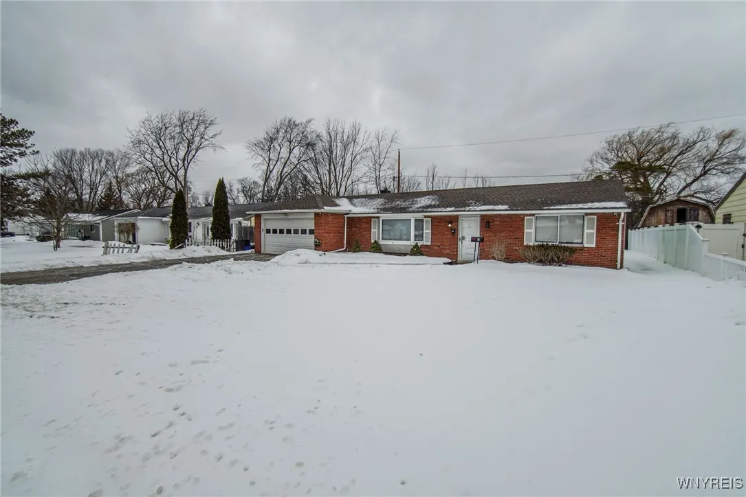 50 Campus Drive West, Amherst, New York 14226, Amherst, New York 14226, 3 Bedrooms Bedrooms, 6 Rooms Rooms,1 BathroomBathrooms,Residential,Closed,50 Campus Drive West, Amherst, New York 14226,0,B1588713
