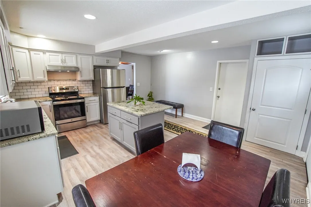 50 Campus Drive West, Amherst, New York 14226, Amherst, New York 14226, 3 Bedrooms Bedrooms, 6 Rooms Rooms,1 BathroomBathrooms,Residential,Closed,50 Campus Drive West, Amherst, New York 14226,0,B1588713