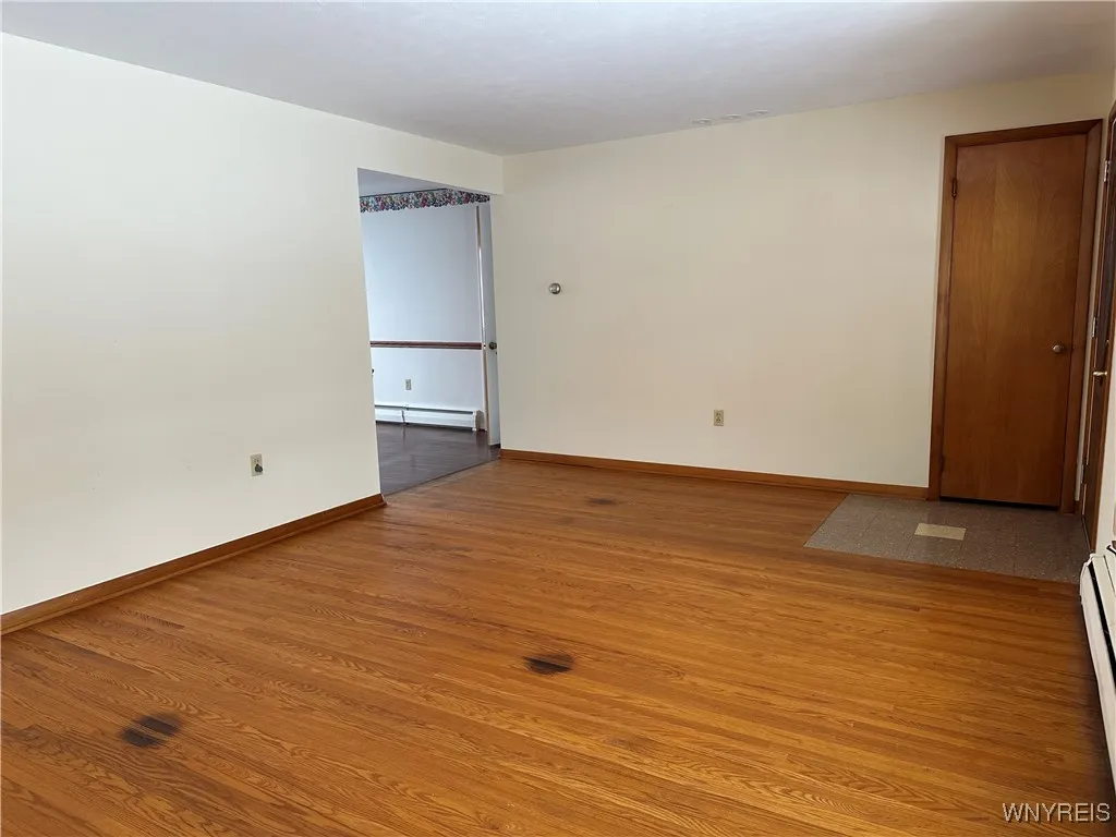 6045 Thompson Road, Clarence, New York 14032, Clarence, New York 14032, 4 Bedrooms Bedrooms, 8 Rooms Rooms,3 BathroomsBathrooms,Residential,Closed,6045 Thompson Road, Clarence, New York 14032,0,B1588823