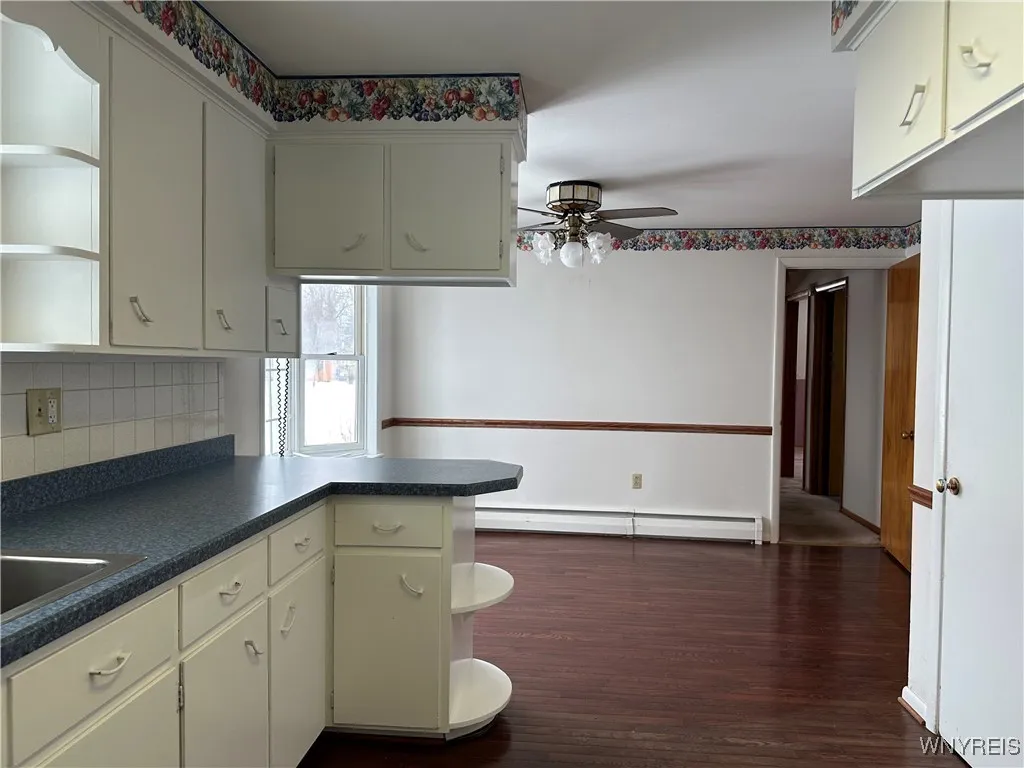6045 Thompson Road, Clarence, New York 14032, Clarence, New York 14032, 4 Bedrooms Bedrooms, 8 Rooms Rooms,3 BathroomsBathrooms,Residential,Closed,6045 Thompson Road, Clarence, New York 14032,0,B1588823