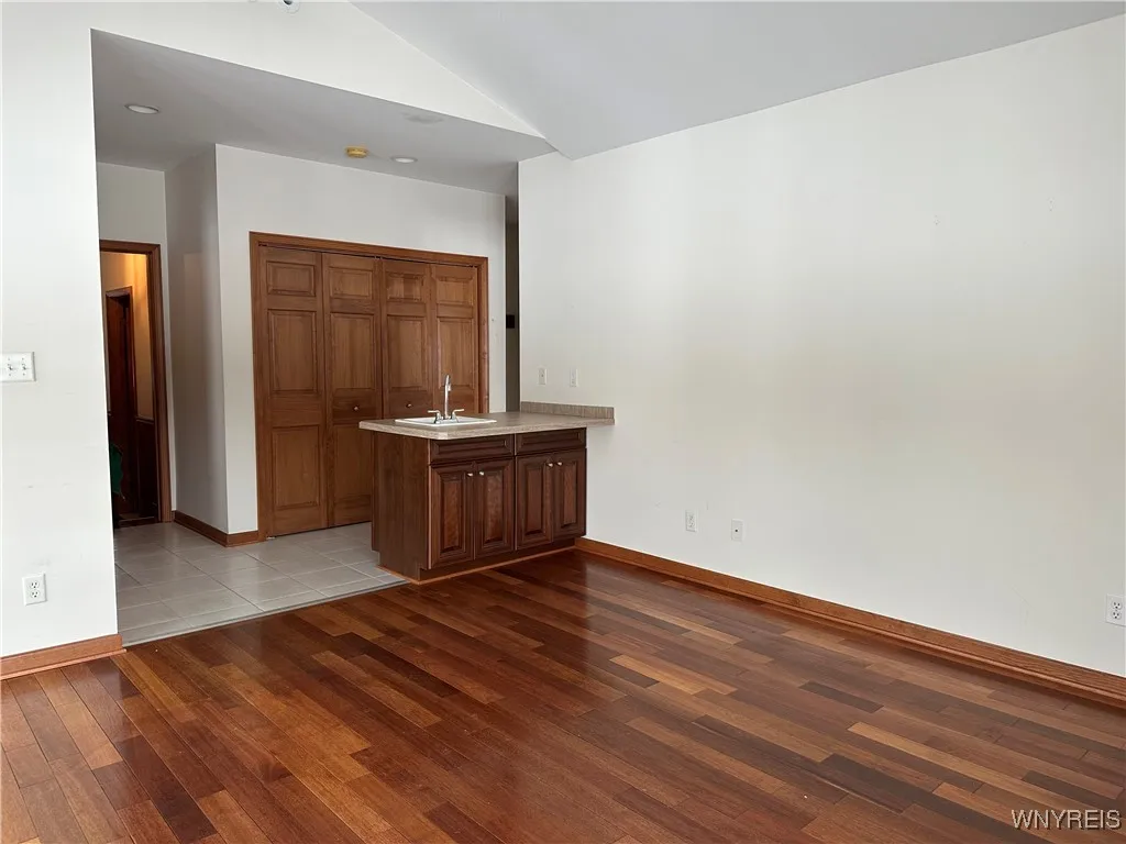 6045 Thompson Road, Clarence, New York 14032, Clarence, New York 14032, 4 Bedrooms Bedrooms, 8 Rooms Rooms,3 BathroomsBathrooms,Residential,Closed,6045 Thompson Road, Clarence, New York 14032,0,B1588823