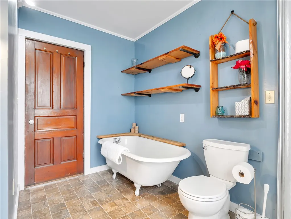 110 West Hill Road, Hartwick, New York 13348, Hartwick, New York 13348, 4 Bedrooms Bedrooms, 7 Rooms Rooms,2 BathroomsBathrooms,Residential,For Sale,110 West Hill Road, Hartwick, New York 13348,0,R1587824