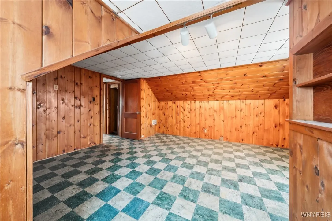 115 Nicholas Drive North, Tonawanda-town, New York, Tonawanda, New York 14150, 4 Bedrooms Bedrooms, 7 Rooms Rooms,1 BathroomBathrooms,Residential,Closed,115 Nicholas Drive North, Tonawanda-town, New York,0,B1588814