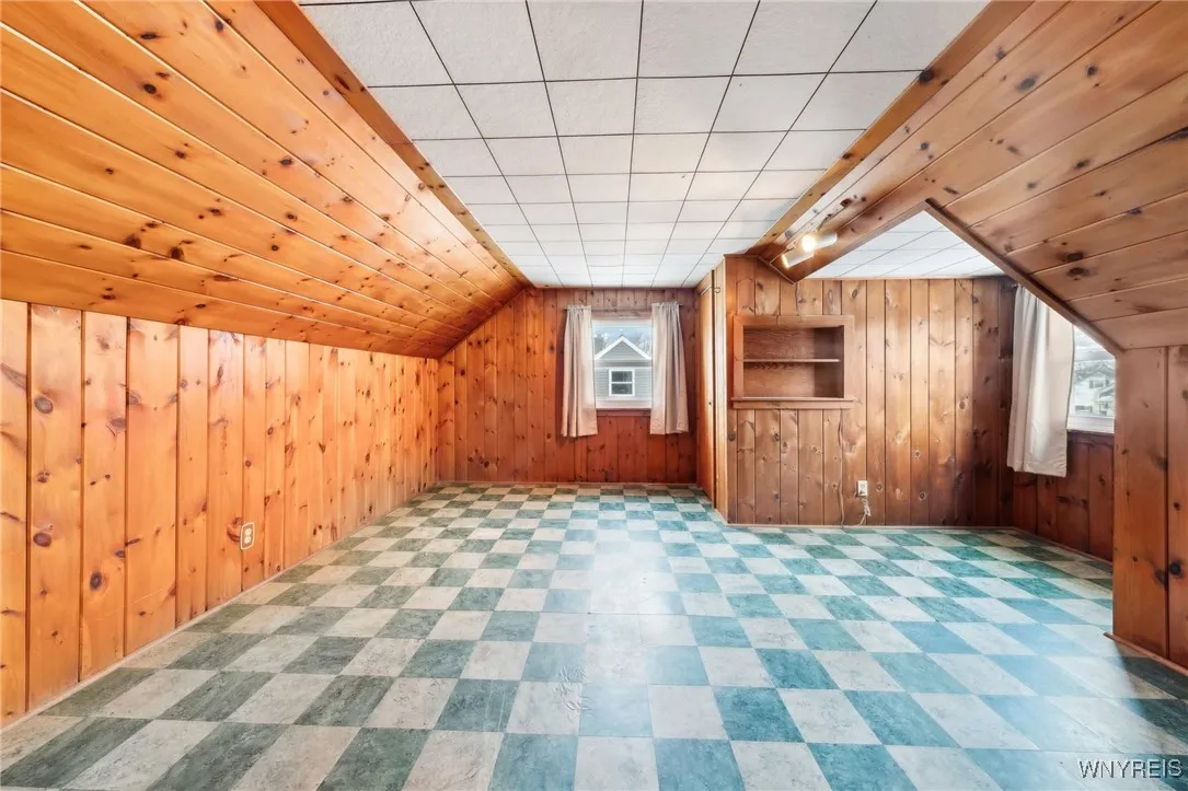 115 Nicholas Drive North, Tonawanda-town, New York, Tonawanda, New York 14150, 4 Bedrooms Bedrooms, 7 Rooms Rooms,1 BathroomBathrooms,Residential,Closed,115 Nicholas Drive North, Tonawanda-town, New York,0,B1588814