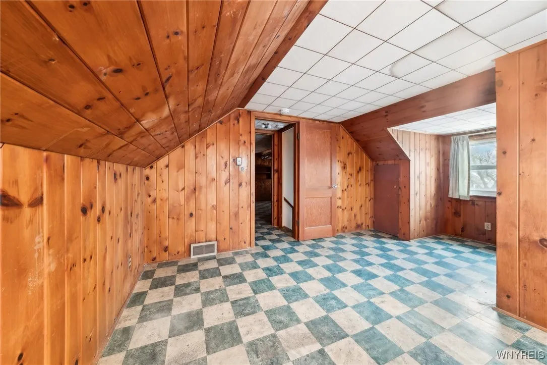 115 Nicholas Drive North, Tonawanda-town, New York, Tonawanda, New York 14150, 4 Bedrooms Bedrooms, 7 Rooms Rooms,1 BathroomBathrooms,Residential,Closed,115 Nicholas Drive North, Tonawanda-town, New York,0,B1588814