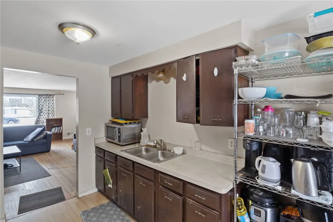 46-48 Wellington Drive, Henrietta, New York 14623, Henrietta, New York 14623, 4 Bedrooms Bedrooms, ,2 BathroomsBathrooms,Residential,Closed,46-48 Wellington Drive, Henrietta, New York 14623,R1588853