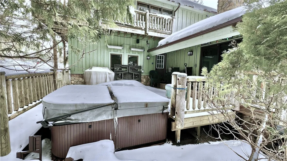 Back deck with hot tub