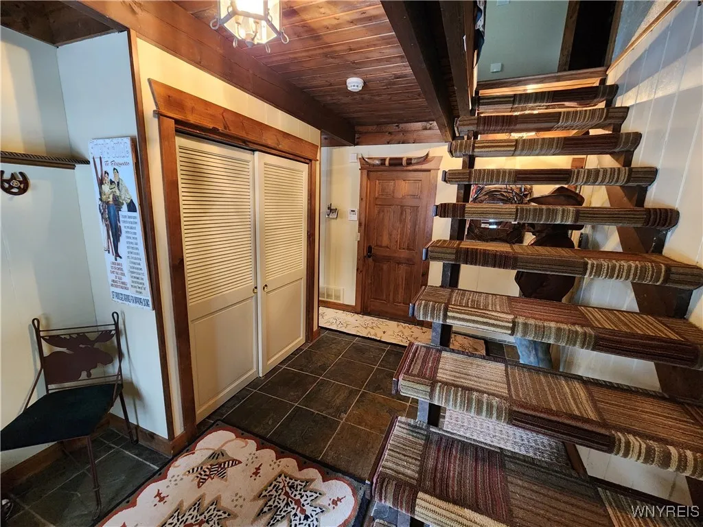 Lower Level Entry