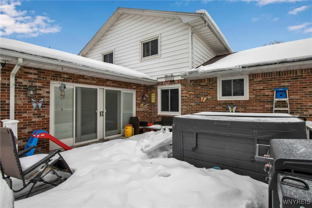 20 Diller Drive, Orchard Park, New York 14127, Orchard Park, New York 14127, 4 Bedrooms Bedrooms, 9 Rooms Rooms,2 BathroomsBathrooms,Residential,Closed,20 Diller Drive, Orchard Park, New York 14127,0,B1588174