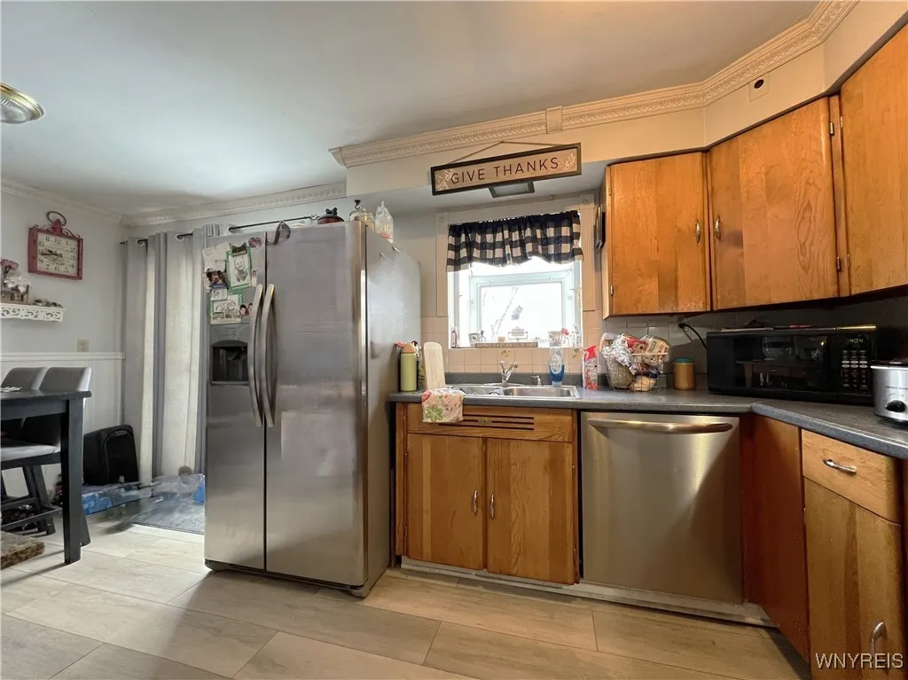 580 Lakeview Avenue, Orchard Park, New York 14127, Orchard Park, New York 14127, 6 Bedrooms Bedrooms, 9 Rooms Rooms,2 BathroomsBathrooms,Residential,Closed,580 Lakeview Avenue, Orchard Park, New York 14127,0,B1588978