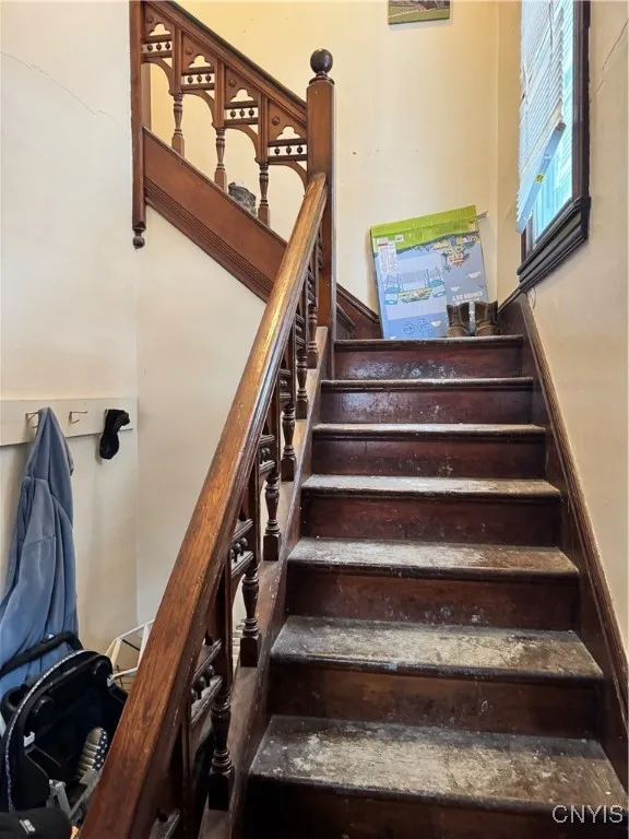 115 Rider Avenue, Syracuse, New York 13207, Syracuse, New York 13207, 5 Bedrooms Bedrooms, ,2 BathroomsBathrooms,Residential,For Sale,115 Rider Avenue, Syracuse, New York 13207,S1588968