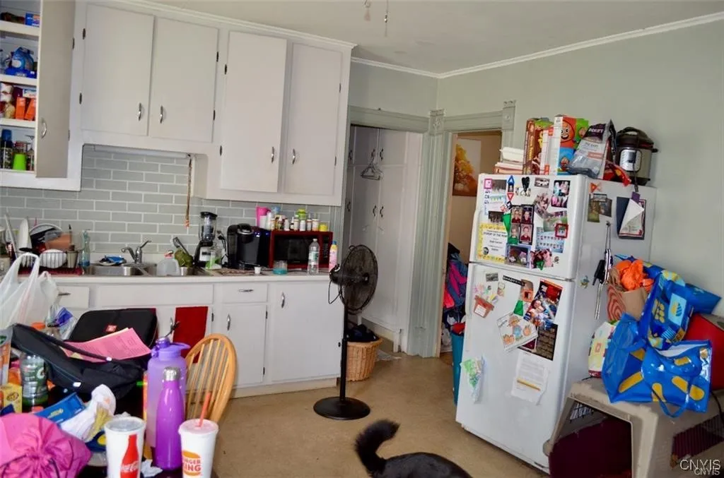 115 Rider Avenue, Syracuse, New York 13207, Syracuse, New York 13207, 5 Bedrooms Bedrooms, ,2 BathroomsBathrooms,Residential,For Sale,115 Rider Avenue, Syracuse, New York 13207,S1588968