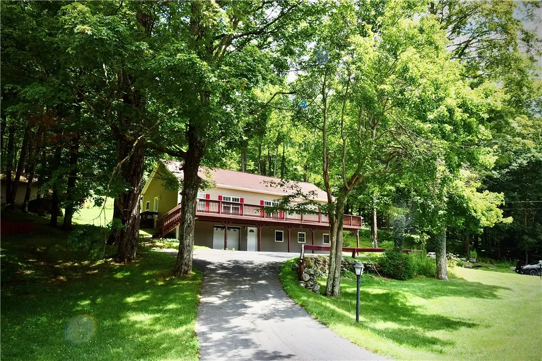 199 Gulf Road, Rockland, New York 12776, Rockland, New York 12776, 3 Bedrooms Bedrooms, 12 Rooms Rooms,2 BathroomsBathrooms,Residential,For Sale,199 Gulf Road, Rockland, New York 12776,R1588945