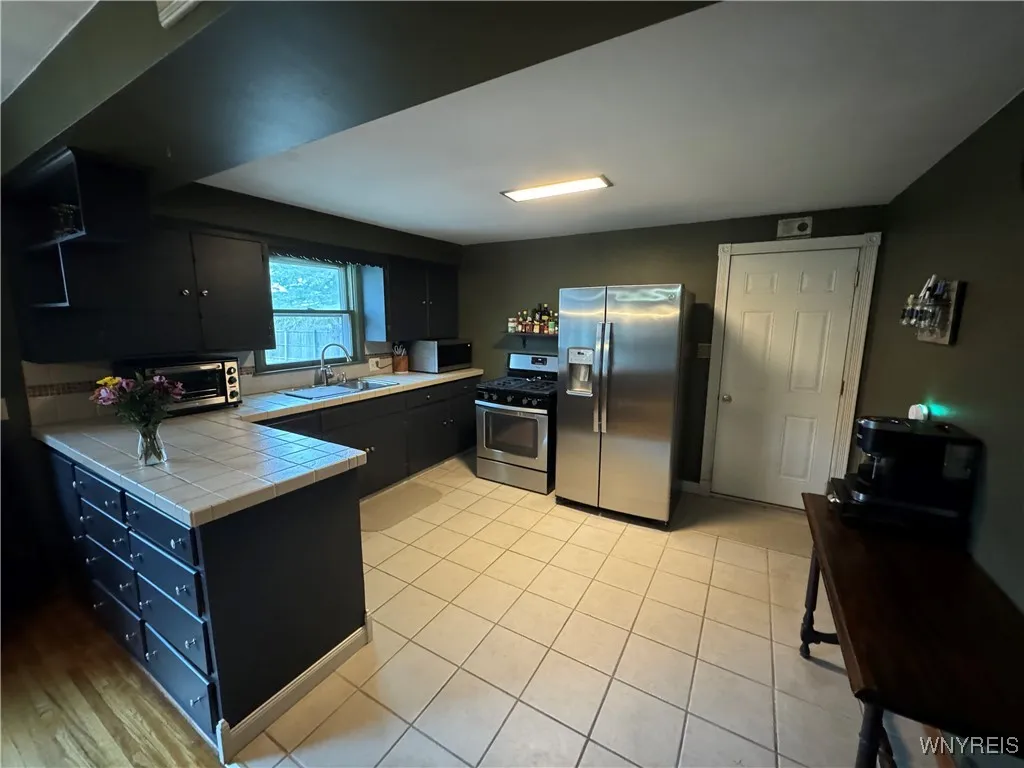 166 Union Rd Road, West Seneca, New York 14224, West Seneca, New York 14224, 2 Bedrooms Bedrooms, 5 Rooms Rooms,1 BathroomBathrooms,Residential,Closed,166 Union Rd Road, West Seneca, New York 14224,0,B1576177