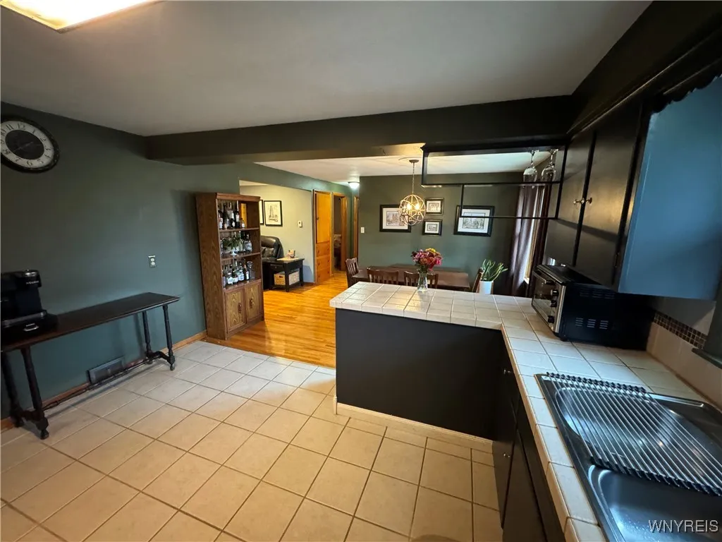 166 Union Rd Road, West Seneca, New York 14224, West Seneca, New York 14224, 2 Bedrooms Bedrooms, 5 Rooms Rooms,1 BathroomBathrooms,Residential,Closed,166 Union Rd Road, West Seneca, New York 14224,0,B1576177