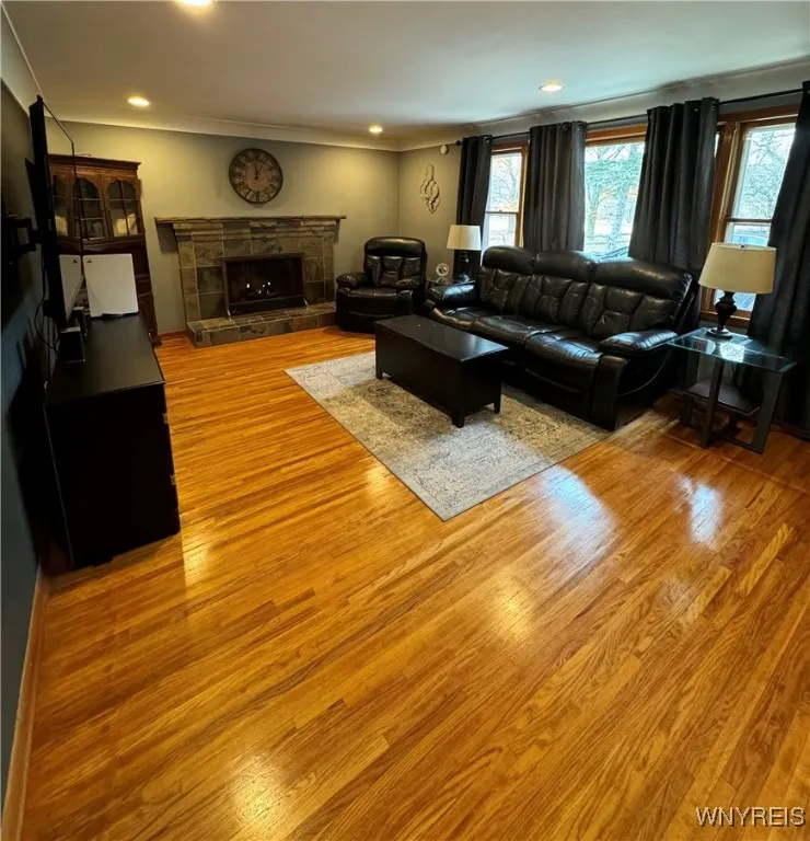 166 Union Rd Road, West Seneca, New York 14224, West Seneca, New York 14224, 2 Bedrooms Bedrooms, 5 Rooms Rooms,1 BathroomBathrooms,Residential,Closed,166 Union Rd Road, West Seneca, New York 14224,0,B1576177