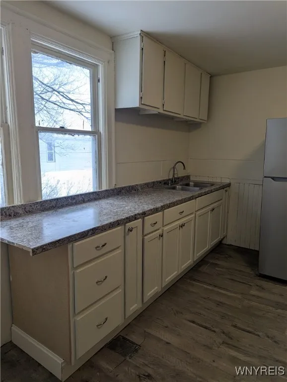 67 Barton Street Upper, Buffalo, New York 14213, Buffalo, New York 14213, 3 Bedrooms Bedrooms, 7 Rooms Rooms,1 BathroomBathrooms,Residential Lease,Closed,67 Barton Street Upper, Buffalo, New York 14213,0,B1588927