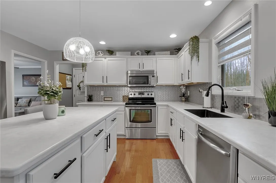 Loads of cupboard and countertop space for the enthusiastic chef