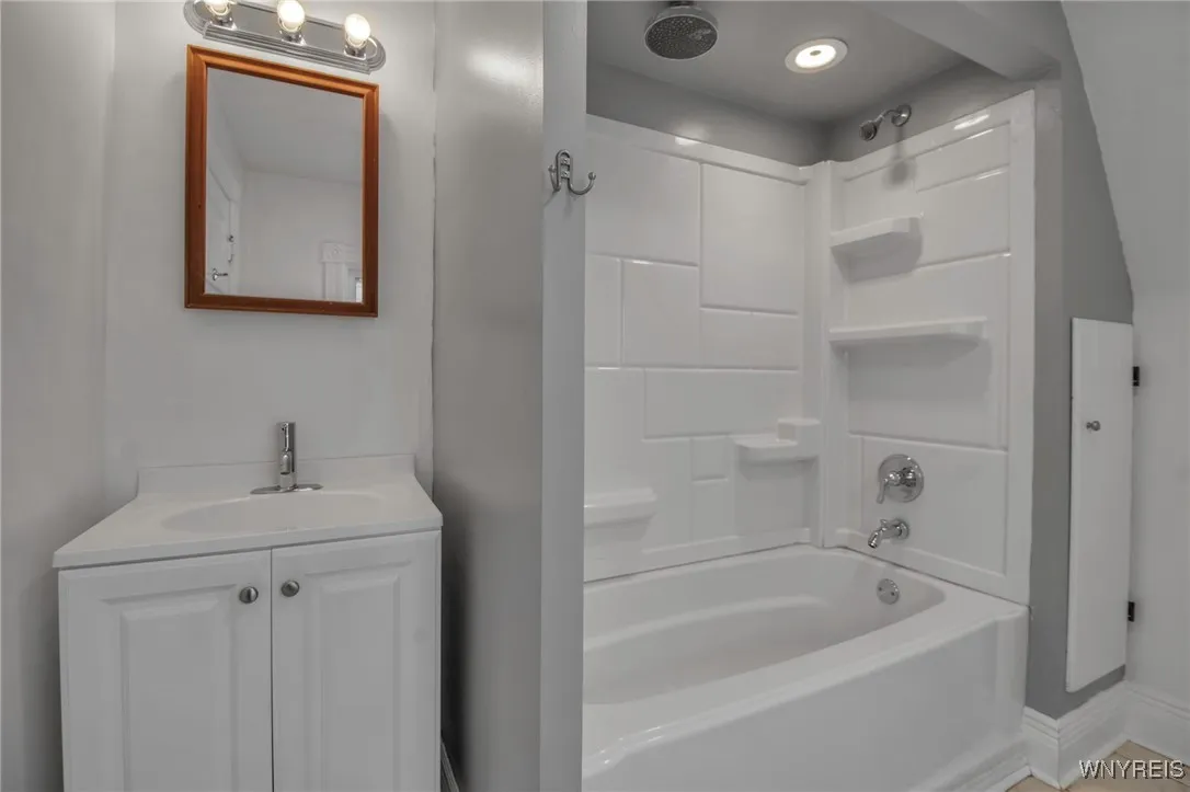 Full bathroom