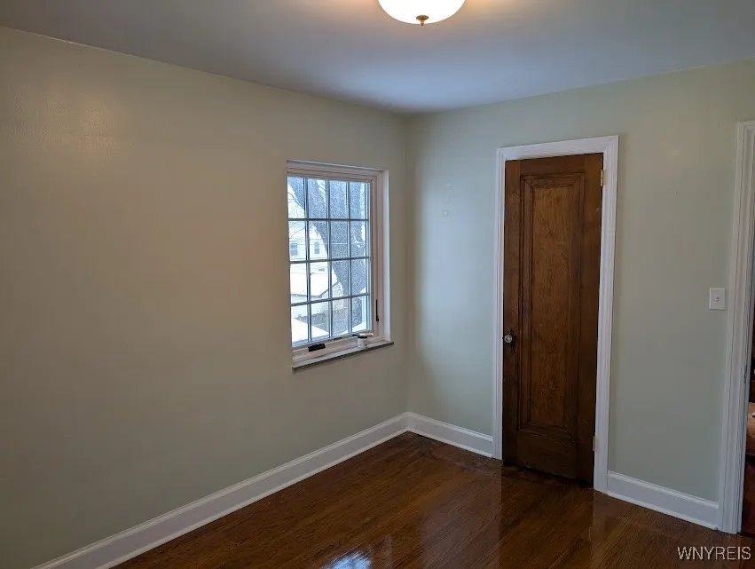 1388 Eggert Road, Amherst, New York 14226, Amherst, New York 14226, 3 Bedrooms Bedrooms, 6 Rooms Rooms,1 BathroomBathrooms,Residential Lease,Closed,1388 Eggert Road, Amherst, New York 14226,0,B1589085