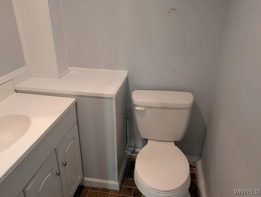 1388 Eggert Road, Amherst, New York 14226, Amherst, New York 14226, 3 Bedrooms Bedrooms, 6 Rooms Rooms,1 BathroomBathrooms,Residential Lease,Closed,1388 Eggert Road, Amherst, New York 14226,0,B1589085