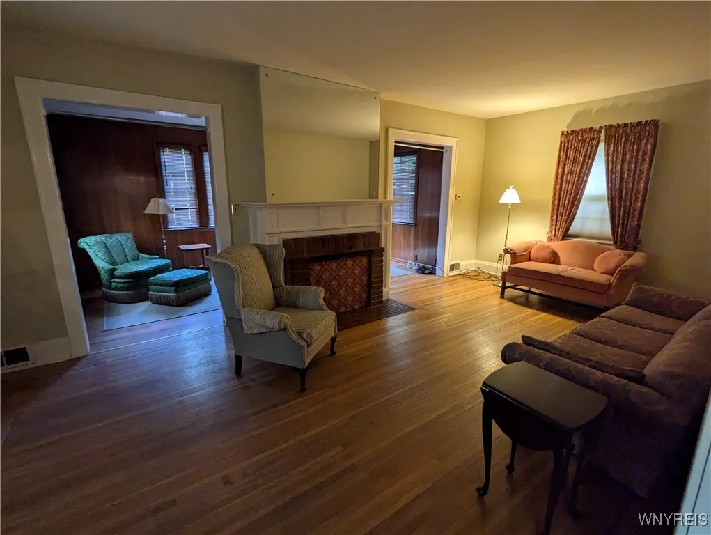 542 Mckinley Parkway, Buffalo, New York 14220, Buffalo, New York 14220, 3 Bedrooms Bedrooms, 9 Rooms Rooms,1 BathroomBathrooms,Residential Lease,Closed,542 Mckinley Parkway, Buffalo, New York 14220,0,B1589098