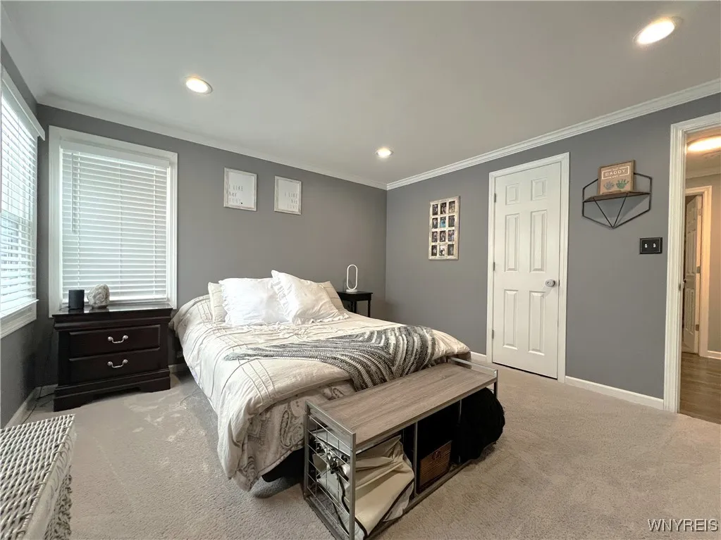 138 South Meadow Drive W, North Tonawanda, New Yor, North Tonawanda, New York 14120, 3 Bedrooms Bedrooms, 7 Rooms Rooms,2 BathroomsBathrooms,Residential,Closed,138 South Meadow Drive W, North Tonawanda, New Yor,0,B1588975