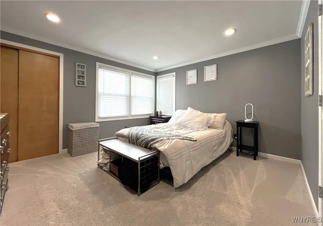 138 South Meadow Drive W, North Tonawanda, New Yor, North Tonawanda, New York 14120, 3 Bedrooms Bedrooms, 7 Rooms Rooms,2 BathroomsBathrooms,Residential,Closed,138 South Meadow Drive W, North Tonawanda, New Yor,0,B1588975