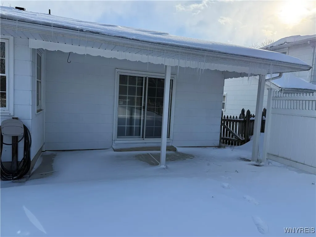 342 Forest Drive, West Seneca, New York 14224, West Seneca, New York 14224, 3 Bedrooms Bedrooms, 8 Rooms Rooms,1 BathroomBathrooms,Residential,Closed,342 Forest Drive, West Seneca, New York 14224,0,B1589064