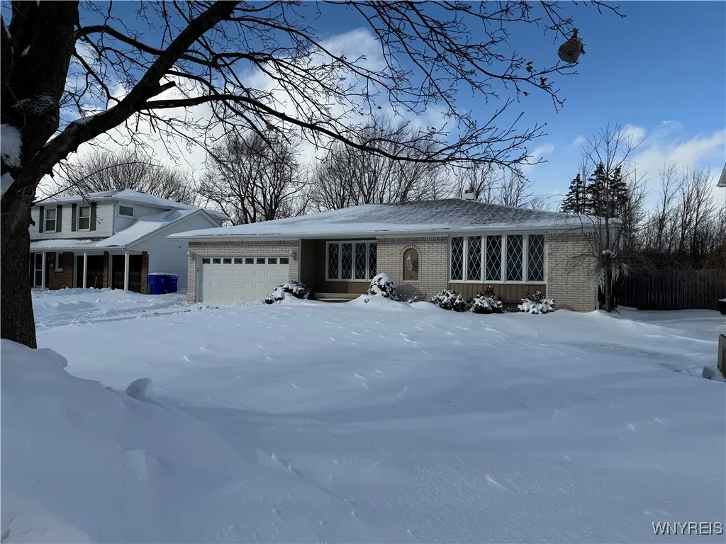 342 Forest Drive, West Seneca, New York 14224, West Seneca, New York 14224, 3 Bedrooms Bedrooms, 8 Rooms Rooms,1 BathroomBathrooms,Residential,Closed,342 Forest Drive, West Seneca, New York 14224,0,B1589064