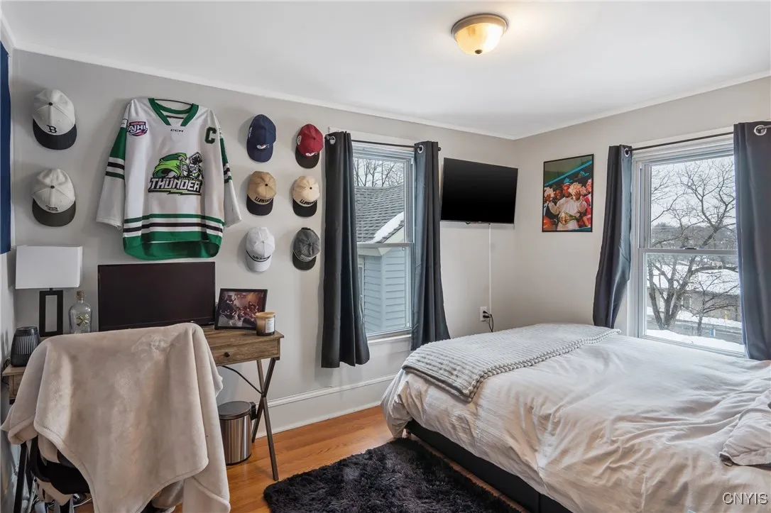 2nd Floor Bedroom (1)