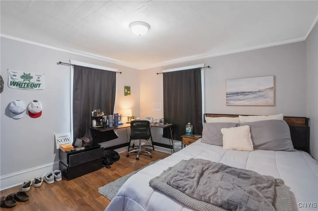2nd Floor Bedroom (3)