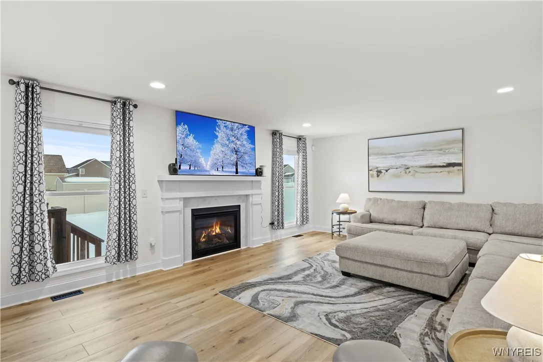 2350 Burbank Drive, Hamburg, New York 14085, Hamburg, New York 14085, 3 Bedrooms Bedrooms, 6 Rooms Rooms,2 BathroomsBathrooms,Residential,Closed,2350 Burbank Drive, Hamburg, New York 14085,0,B1587349