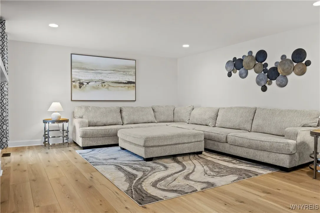 2350 Burbank Drive, Hamburg, New York 14085, Hamburg, New York 14085, 3 Bedrooms Bedrooms, 6 Rooms Rooms,2 BathroomsBathrooms,Residential,Closed,2350 Burbank Drive, Hamburg, New York 14085,0,B1587349